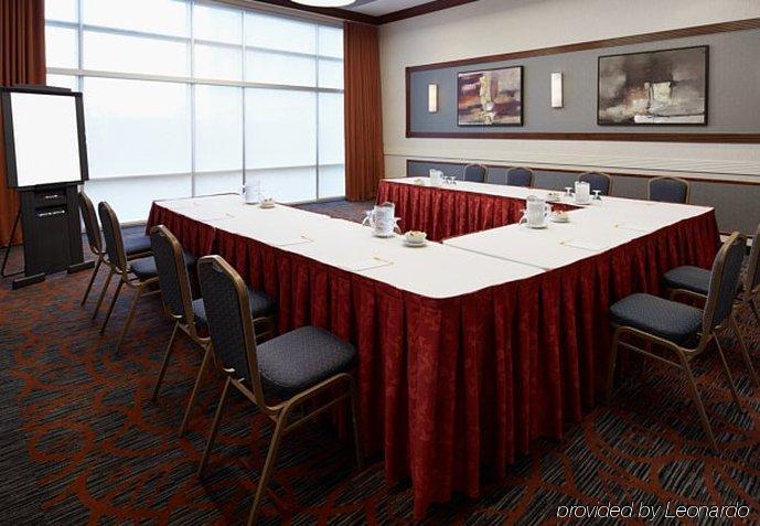 Hotel By Marriott Montreal Airport Dorval